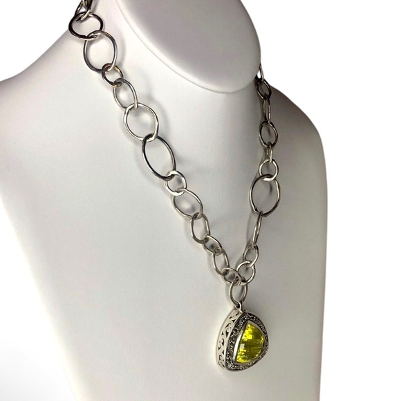 LOIS HILL Yellow Topaz Trillion Cut Sterling Silver Pendant Open Link Necklace - Picture 5 of 17